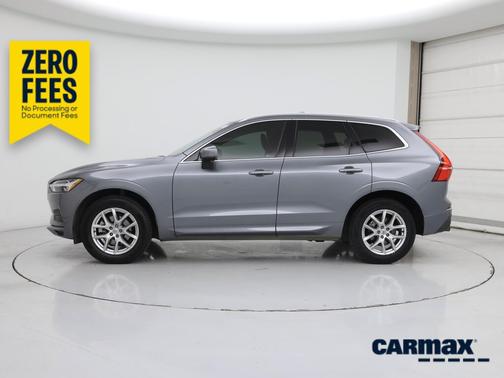 Gray 2020 Volvo XC60 T5 Momentum