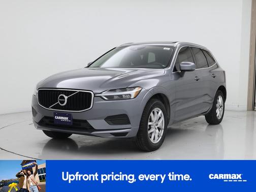2020 Volvo XC60 T5 Momentum