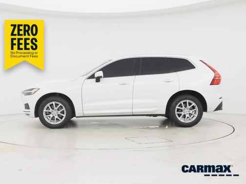 White 2021 Volvo XC60 T5 Momentum