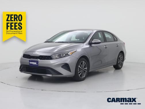 Gray 2024 Kia Forte LXS