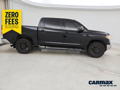 Black 2017 Toyota Tundra SR5