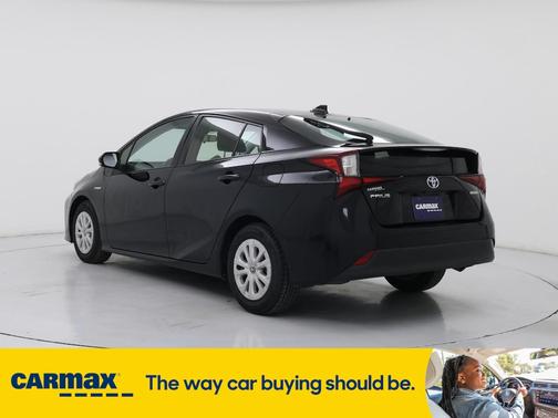 2022 Toyota Prius LE