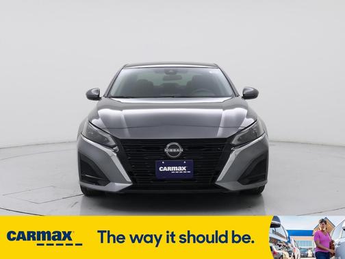2023 Nissan Altima SV