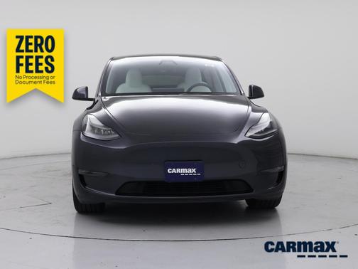 Gray 2024 Tesla Model Y Long Range