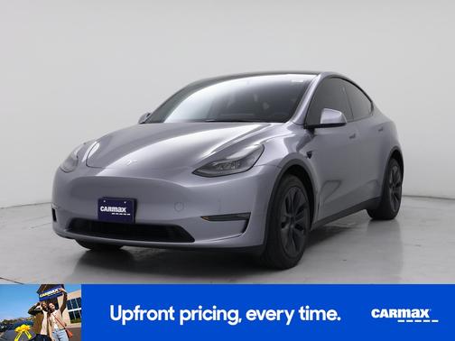 Silver 2024 Tesla Model Y Long Range