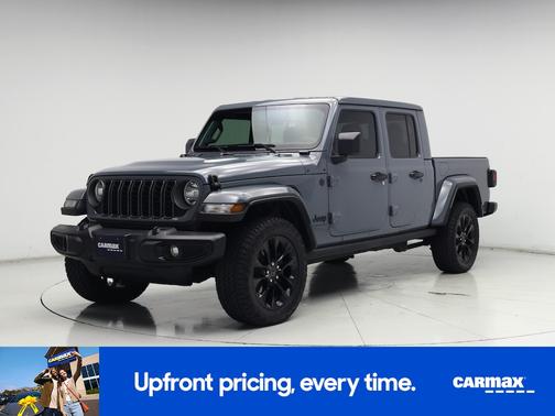 Gray 2025 Jeep Gladiator Nighthawk