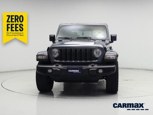 Gray 2025 Jeep Gladiator Nighthawk