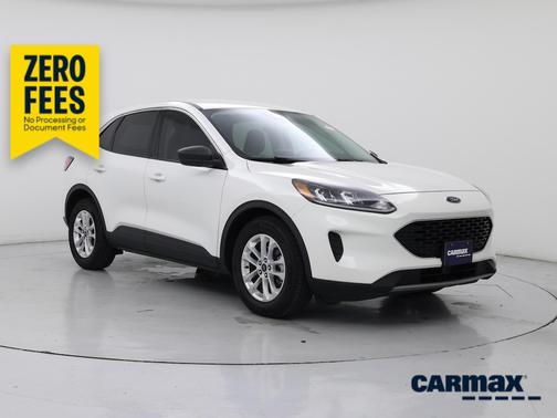 White 2022 Ford Escape SE