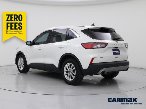 White 2022 Ford Escape SE