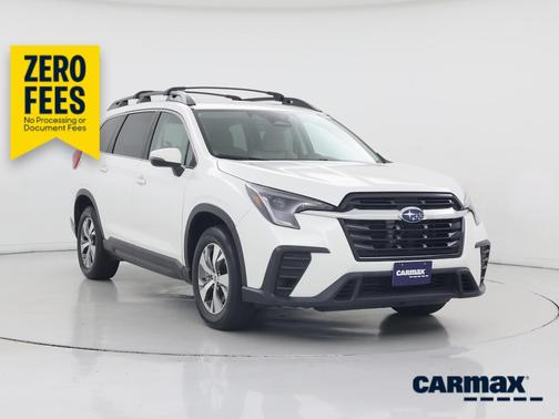 White 2023 Subaru Ascent Premium
