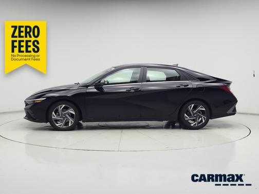 Black 2024 Hyundai ELANTRA Limited