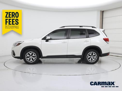 White 2019 Subaru Forester 2.5I Premium