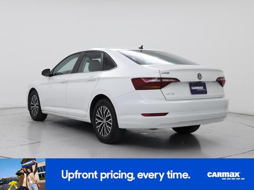 White 2019 Volkswagen Jetta SE
