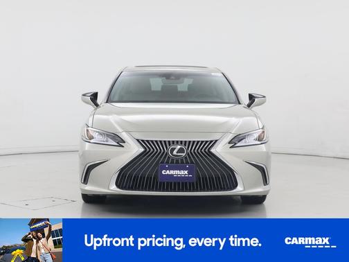 Champagne 2021 Lexus ES 350