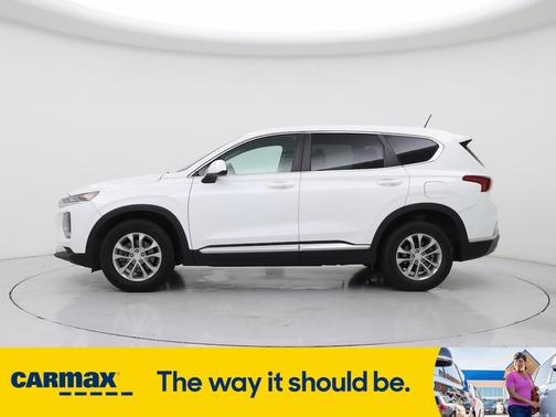 2019 Hyundai SANTA FE SE