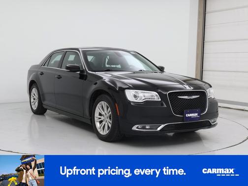 2021 Chrysler 300 Touring L