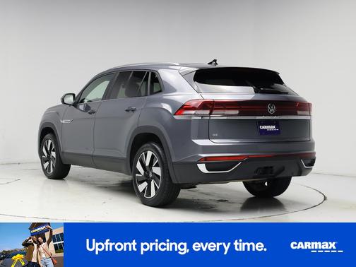 2025 Volkswagen Atlas Cross Sport SE w/Tech