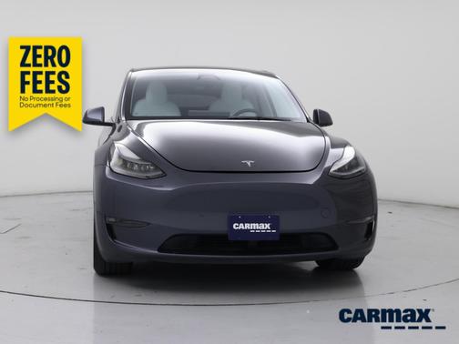 Silver 2023 Tesla Model Y Long Range
