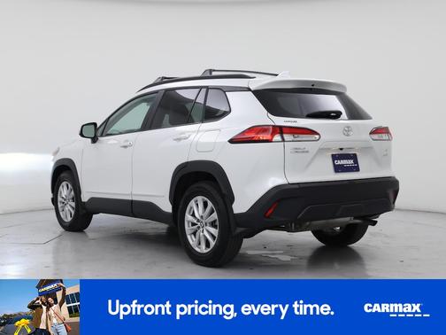 White 2024 Toyota Corolla Cross LE