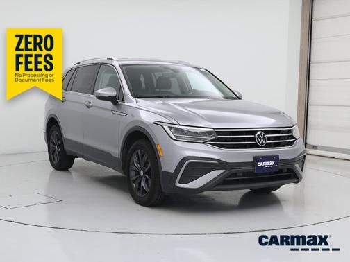 Gray 2022 Volkswagen Tiguan SE