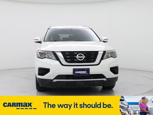 2019 Nissan Pathfinder S
