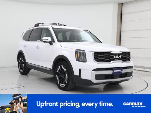 White 2025 Kia Telluride S