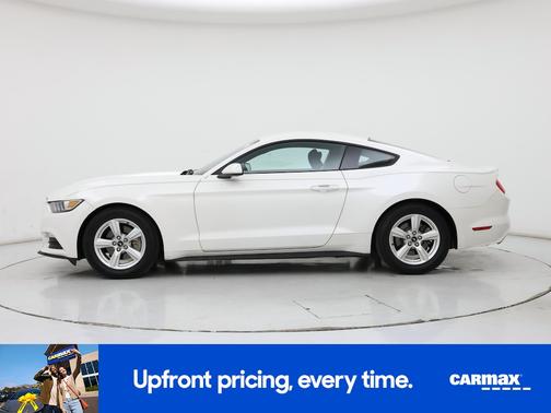 White 2017 Ford Mustang