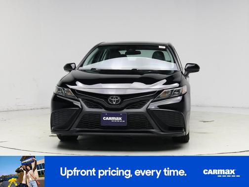 Black 2022 Toyota Camry SE
