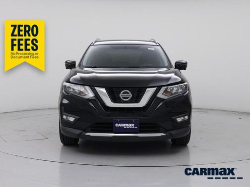 Black 2018 Nissan Rogue SV