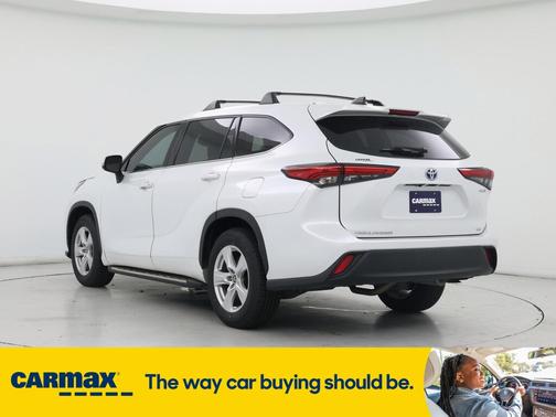 2022 Toyota Highlander Hybrid LE