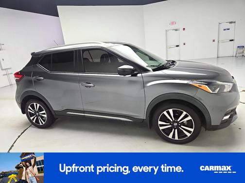 2019 Nissan Kicks SR