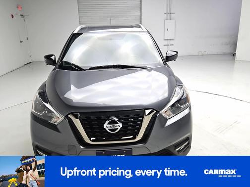 2019 Nissan Kicks SR