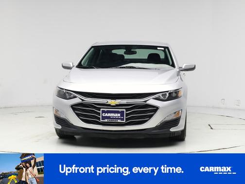 Silver 2019 Chevrolet Malibu LT