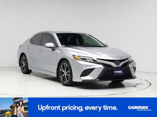 Silver 2020 Toyota Camry SE