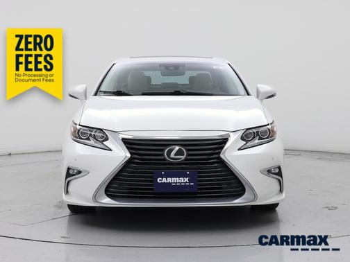 White 2017 Lexus ES 350