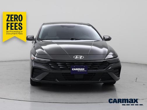 Gray 2025 Hyundai ELANTRA Limited