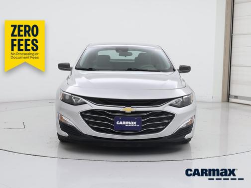 Silver 2022 Chevrolet Malibu LS