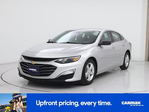 Silver 2022 Chevrolet Malibu LS