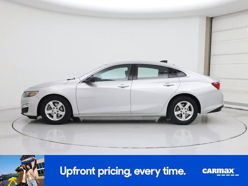 Silver 2022 Chevrolet Malibu LS