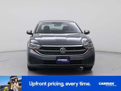 Gray 2024 Volkswagen Jetta SE