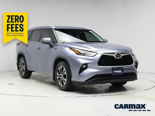 Blue 2023 Toyota Highlander XLE
