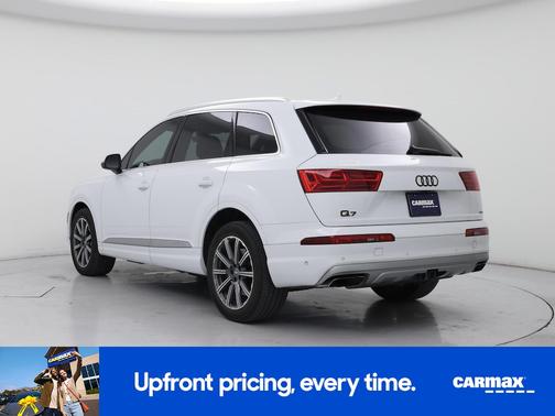 White 2019 Audi Q7 SE Premium Plus