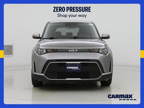Gray 2024 Kia Soul LX