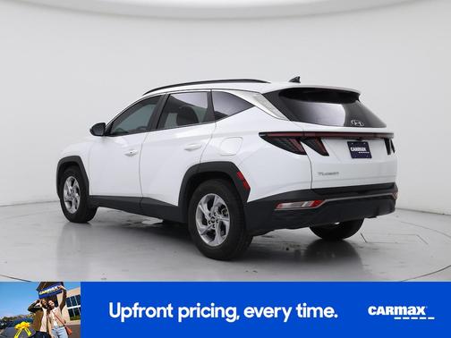 White 2022 Hyundai TUCSON SEL