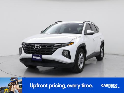 White 2022 Hyundai TUCSON SEL