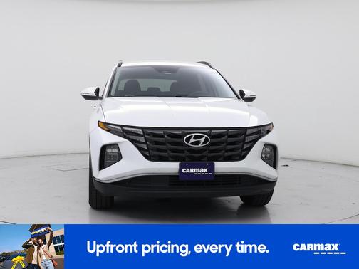 White 2022 Hyundai TUCSON SEL