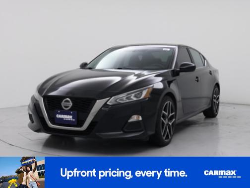 Black 2019 Nissan Altima SR
