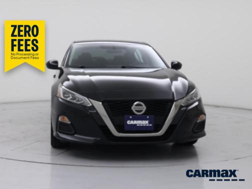 Black 2019 Nissan Altima SR