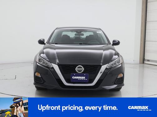 Blue 2022 Nissan Altima SV