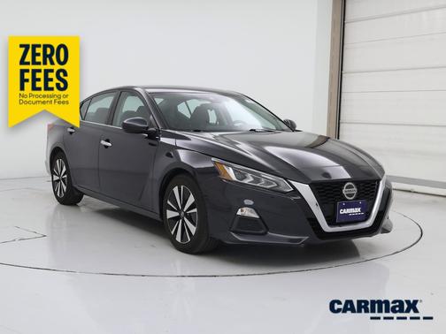 Blue 2022 Nissan Altima SV